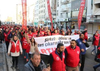İşbaşı yaptırılmayan İzBB işçilerinin eylemi 3’üncü gününde