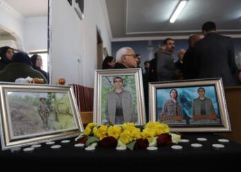 HPG’li Kaya için taziye: Polis engeli sloganlarla aşıldı