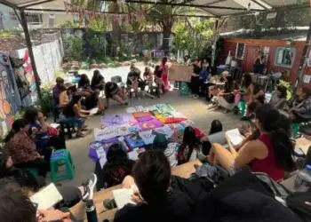 Şilili ve Kürt kadınlar ‘geleceği örmek için’ buluştu