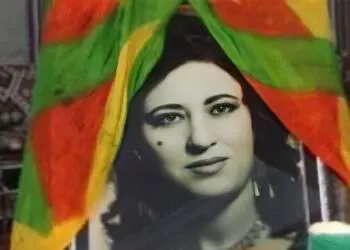 ‘Taçsız Kraliçe’ Kürt dengbêjlere yol gösteriyor