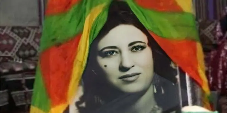 ‘Taçsız Kraliçe’ Kürt dengbêjler yol gösteriyor