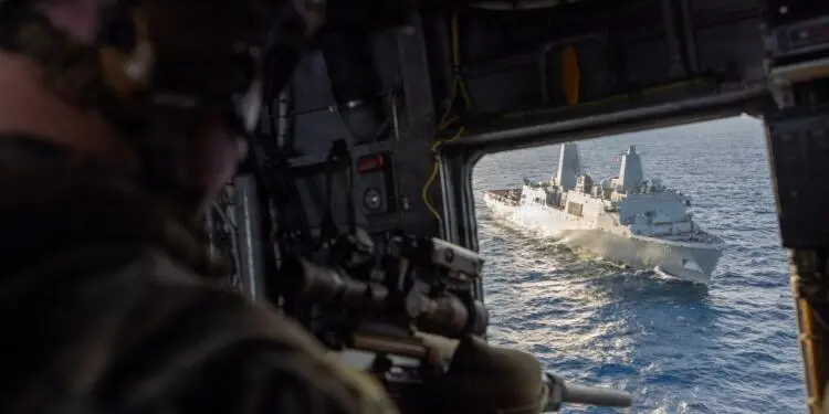 ABD ordusu 3 gemiye saldırı düzenledi: 8 kişi öldü