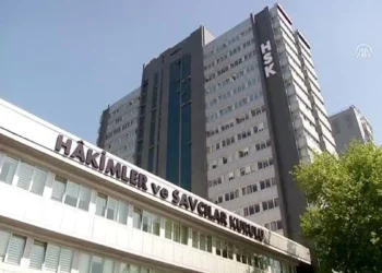 948 hakim ve savcının görev yeri değişti