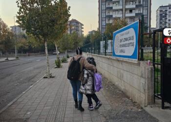 Amed’de otizmli öğrenciye mobbing