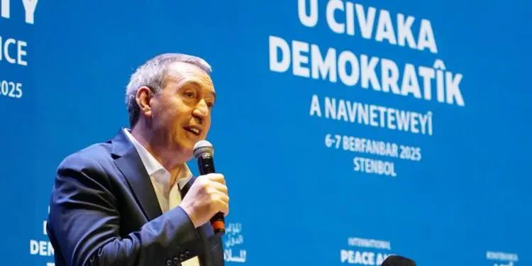 Uluslararası Barış ve Demokratik Toplum Konferansı’ndan kareler