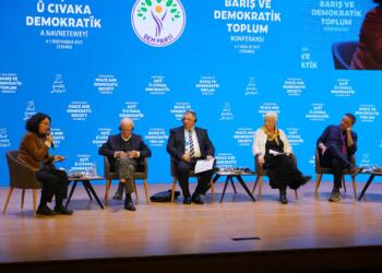 Uluslararası Barış ve Demokratik Toplum Konferansı’ndan kareler