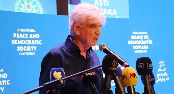 Uluslararası Barış ve Demokratik Toplum Konferansı’ndan kareler