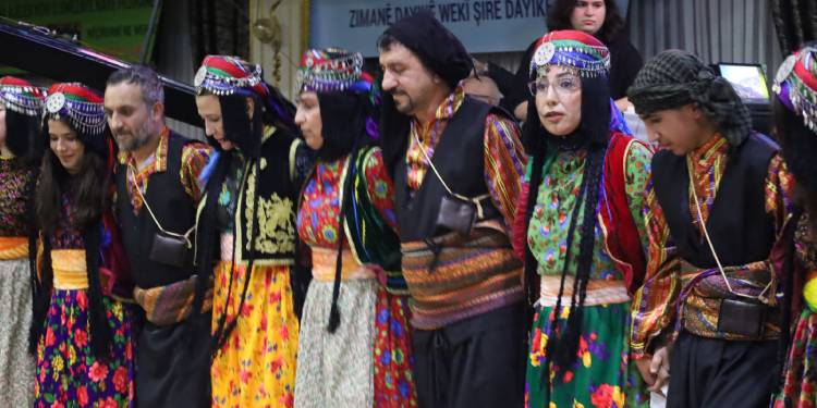 Gaxand gecesi: Komünal yaşamı sürdürüyoruz