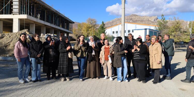 Licê’de fuhuş çetesine karşı mahalle buluşmaları