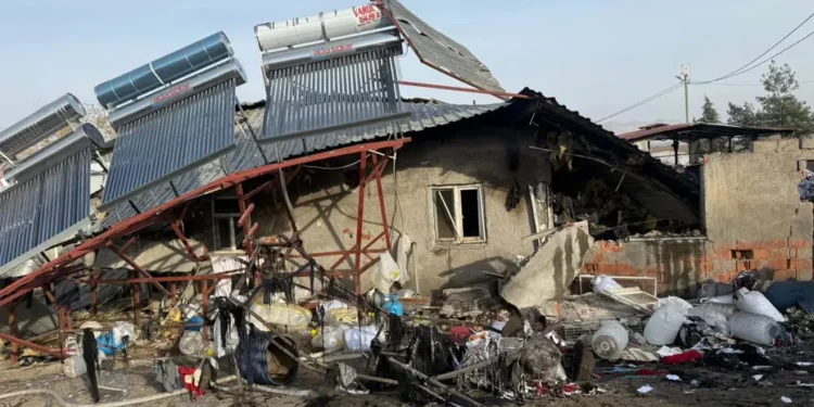 Amed’de peynir tesisinde patlama: 2’si ağır 6 yaralı