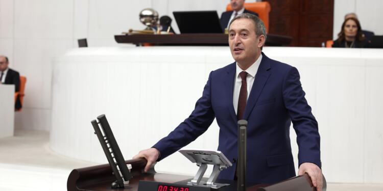 Bakırhan’dan yerel demokrasi çağrısı: 86 milyonu merkezden yönetmek imkânsız