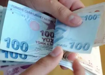 Kamu yöneticilerine 30 bin TL’lik zam teklifi geri çekildi