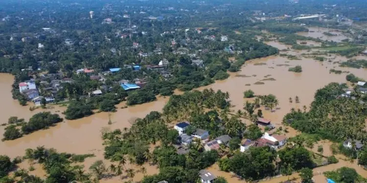 Asya’daki sel bilançosu ağır: 100 ölü, yüzlerce kayıp