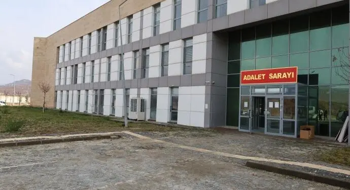 İnsan hakları savunucusu avukat Suna Bilgin’e 6 Yıl 3 ay hapis cezası