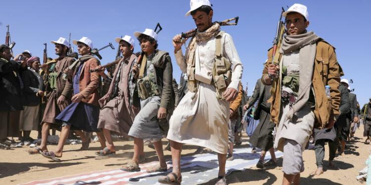 Yemen’de Husiler 10 BM çalışanını daha gözaltına aldı