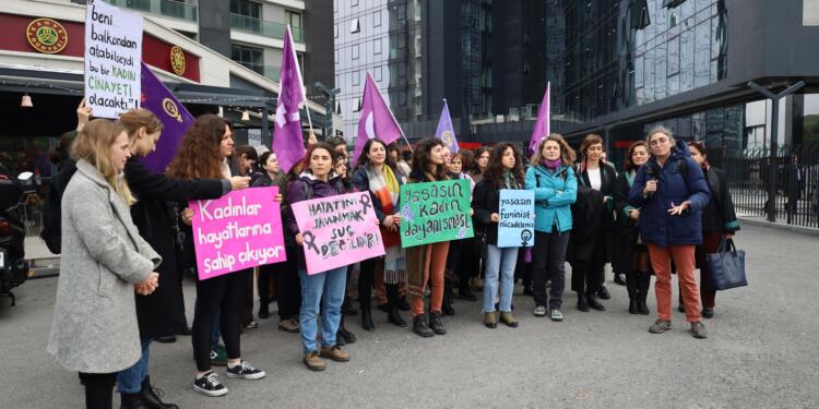 Öz savunmada bulunan Serap Avcı için beraat kararı