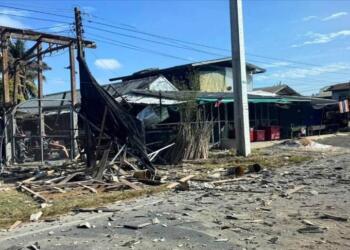 Tayland-Kamboçya arasında çatışmalar sürüyor: 12 ölü, 74 yaralı