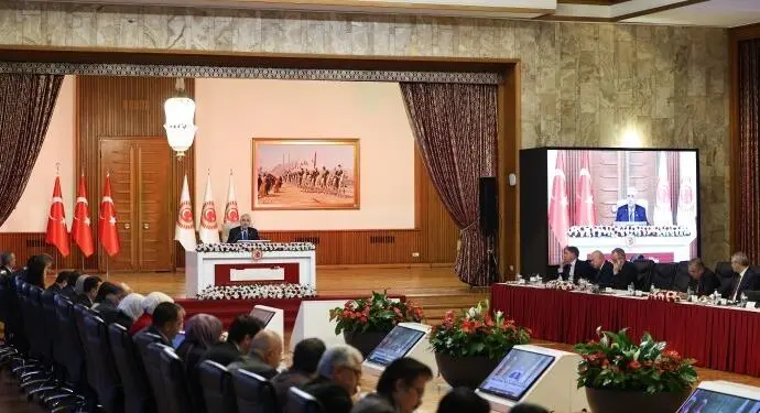 Kurtulmuş ve partilerin komisyon koordinatörleri görüşmesi başladı