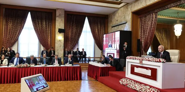 Komisyon toplandı: Gündem ‘İmralı ziyareti’