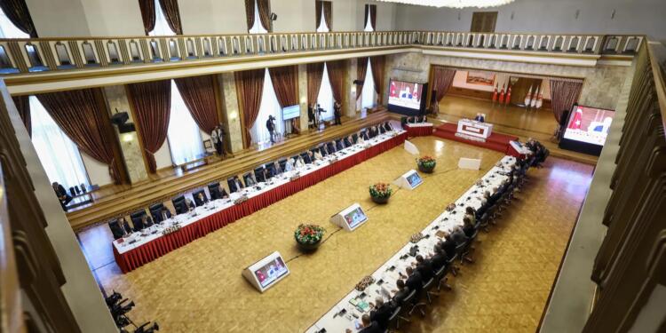 Meclis Komisyonu çalışma süresinin uzatılması için toplandı