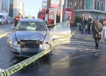 Şişli’de otomobil yayalara çarptı: Ölü ve yaralılar var