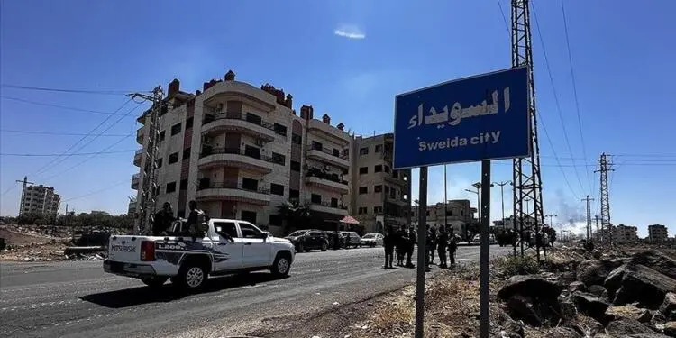 Süveyda’da üç toplu mezar bulundu