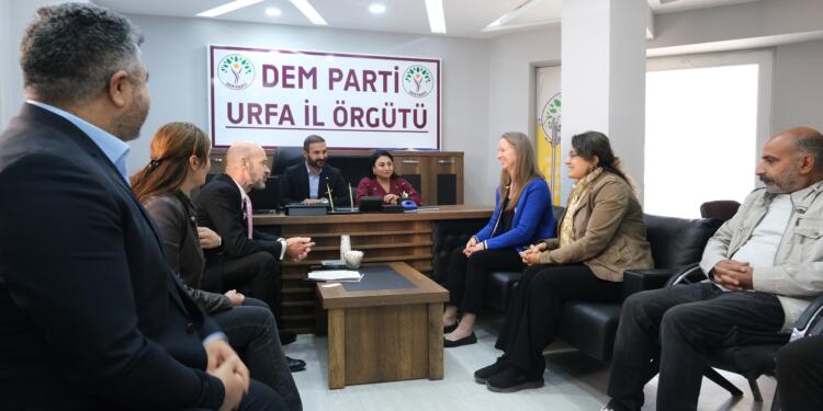 ABD Adana konsolosu DEM Parti’yi ziyaret etti