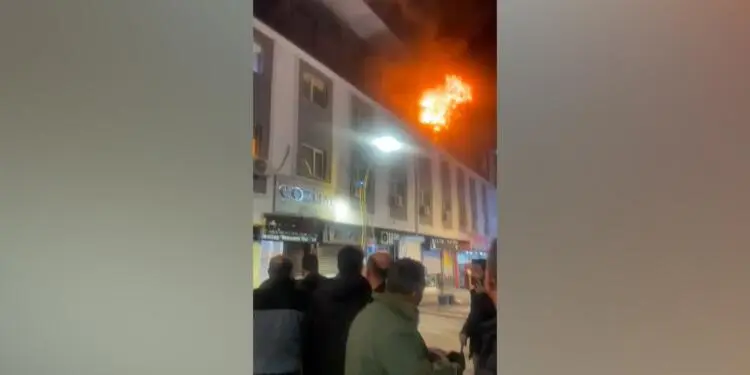 Wan’da otel yangını