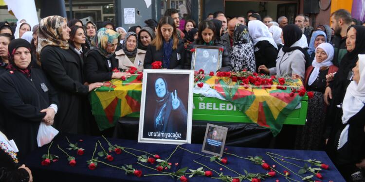 Barış Annesi Aliye Timur son yolculuğuna uğurlandı