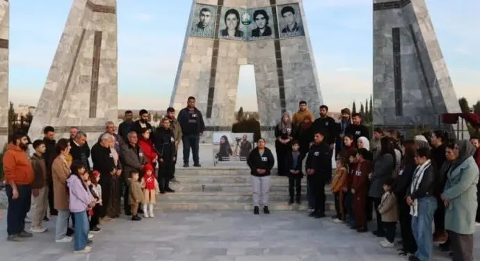 Nazım Daştan ve Cihan Bilgin Kobanê’de Anıldı: Kalemleri ve kameraları yerde kalmayacak