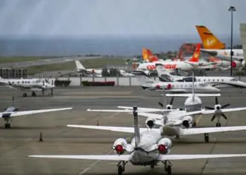 Venezuela’nın dış dünya ile hava bağlantısı koptu: Dış uçuşlar nerdeyse durdu