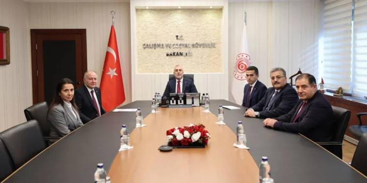 Asgari Ücret Tespit Komisyonu ilk toplantısı başladı