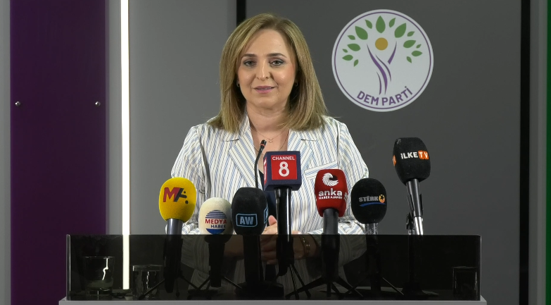 DEM Parti Sözcüsü Ayşegül Doğan gündeme ilişkin konuşuyor